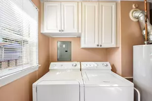 9617 Richard Ave, Franklin Park, IL 60131 - Photo 12