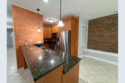 909 S Oakley Boulevard #1, Chicago, IL 60612 - Photo 6