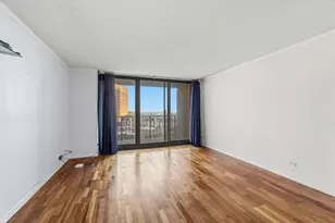3660 N Lake Shore Dr, Chicago, IL 60613 - Photo 6