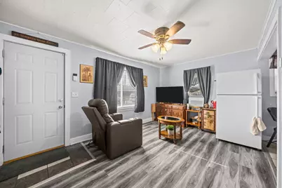 414 Old Harlem Road, Machesney Park, IL 61115 - Photo 8