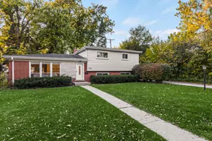 734 Laramie Ave, Glenview, IL 60025 - Photo 1