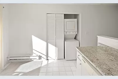 160 S Waters Edge Drive #101, Glendale Heights, IL 60139 - Photo 8