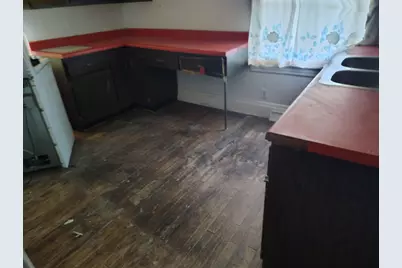 1323 N Linden Avenue, Waukegan, IL 60085 - Photo 6