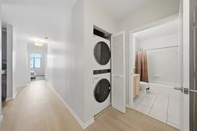 630 N State Street #1208, Chicago, IL 60654 - Photo 12