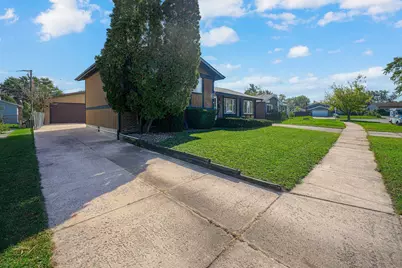 16819 Meadowdale Drive, Oak Forest, IL 60452 - Photo 4