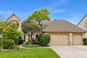 2059 Sheridan Rd, Buffalo Grove, IL 60089 - Photo 1