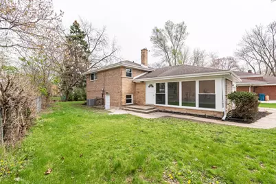 16039 Marion Drive, South Holland, IL 60473 - Photo 2