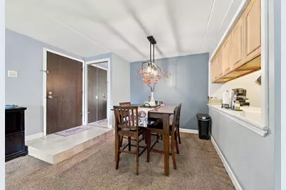 5225 James Lane #1405, Crestwood, IL 60418 - Photo 8