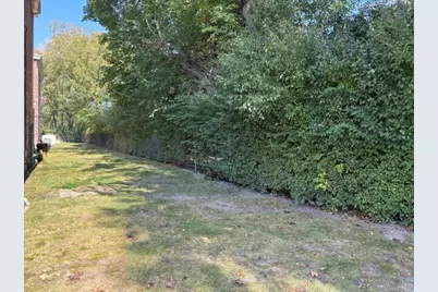 6882 W Touhy Avenue #B, Niles, IL 60714 - Photo 16