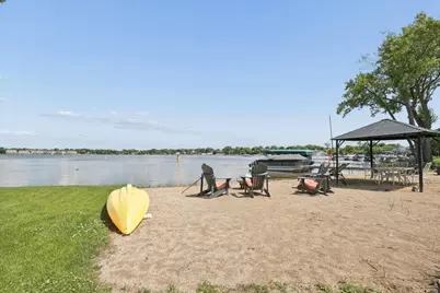408 Morningstar Lane, Wauconda, IL 60084 - Photo 4