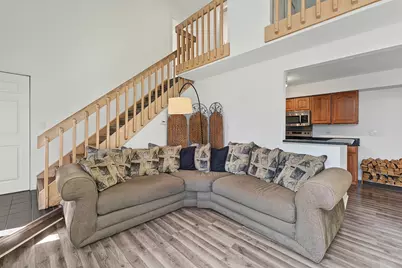 1348 N Knollwood Drive, Palatine, IL 60067 - Photo 4