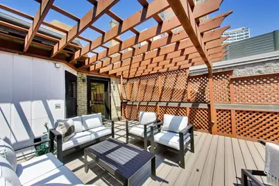45 E Division Street, Chicago, IL 60610 - Photo 42