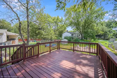 2905 Edgewood Parkway, Woodridge, IL 60517 - Photo 20