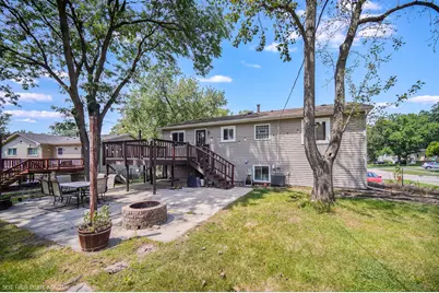 2905 Edgewood Parkway, Woodridge, IL 60517 - Photo 22