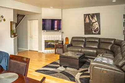 70 Oakton Drive #-, Lombard, IL 60148 - Photo 2
