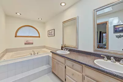 22001 Oakton Avenue, Frankfort, IL 60423 - Photo 22
