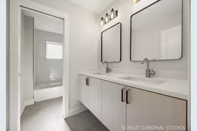 100 E Adams Avenue, Villa Park, IL 60181 - Photo 24
