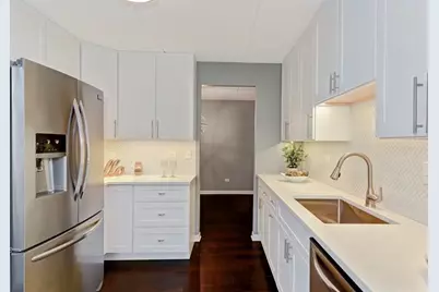 6212 N Lakepark Lane #A, Willowbrook, IL 60527 - Photo 8