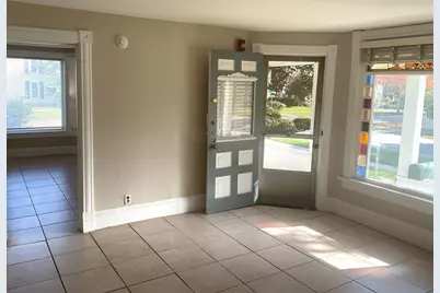 105 N Jefferson Street #1, Batavia, IL 60510 - Photo 6