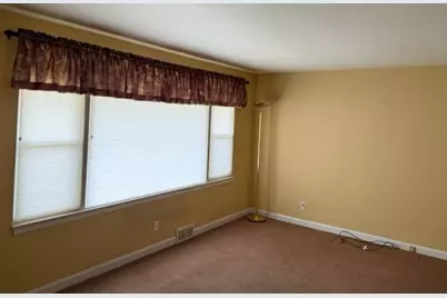 708 Woodlawn Avenue, Joliet, IL 60435 - Photo 4