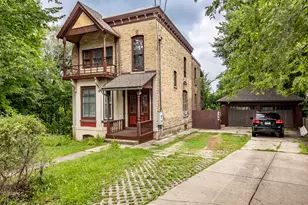 358 Bent St, Elgin, IL 60120 - Photo 1