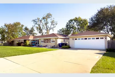 8501 S 82nd Court, Hickory Hills, IL 60457 - Photo 1