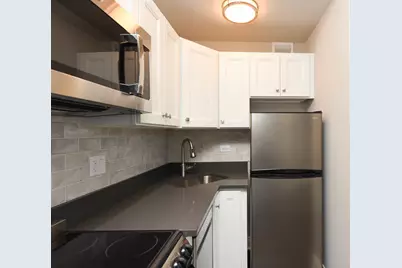 640 W Wrightwood Avenue #408, Chicago, IL 60614 - Photo 2