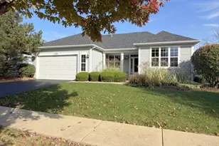 520 Homeview Dr, Oswego, IL 60543 - Photo 1
