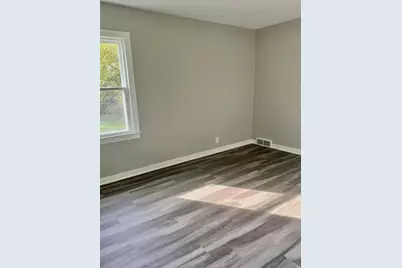 693 Enterprise Street, Elgin, IL 60120 - Photo 14