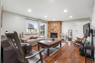 11128 S 84th Avenue #2B, Palos Hills, IL 60465 - Photo 2
