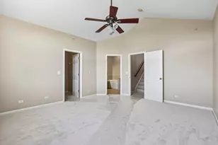 1828 Kelberg Ave, Hoffman Estates, IL 60192 - Photo 14