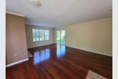 2911 Bartlett Court #104, Naperville, IL 60564 - Photo 4