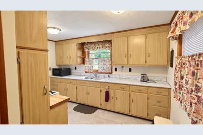 307 N Pecatonica Street, Winnebago, IL 61088 - Photo 14
