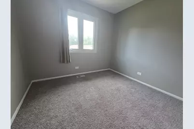 932 Manchester Court, South Elgin, IL 60177 - Photo 8