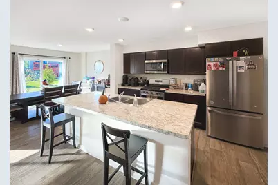 737 Wellington Lane #737, Cary, IL 60013 - Photo 2