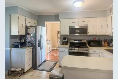 700 W 58th Street, Westmont, IL 60559 - Photo 4