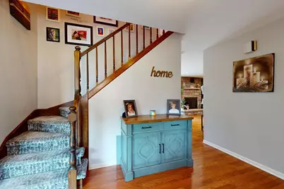 674 Sycamore Lane, Wheeling, IL 60090 - Photo 2
