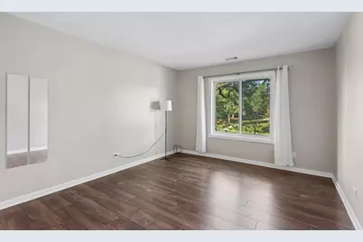 7510 Farmingdale Drive #210, Darien, IL 60561 - Photo 18