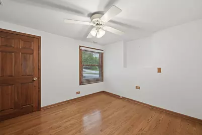 902 N Rohlwing Road, Palatine, IL 60074 - Photo 18