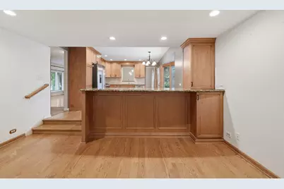 902 N Rohlwing Road, Palatine, IL 60074 - Photo 14