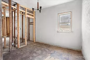 3636 N Ashland Ave, Chicago, IL 60613 - Photo 6