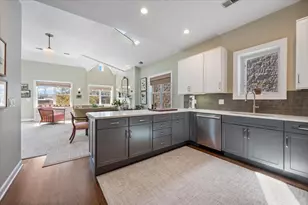 618 W Oakdale Ave, Chicago, IL 60657 - Photo 16