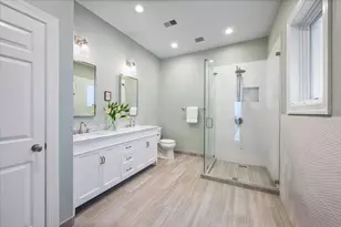 618 W Oakdale Ave, Chicago, IL 60657 - Photo 30