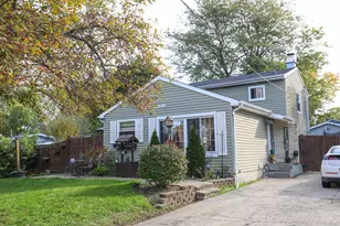 1013 Bonnie Brook Ln, Round Lake Beach, IL 60073 - Photo 1
