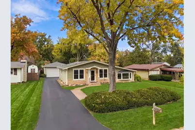 106 69th Street, Darien, IL 60561 - Photo 1