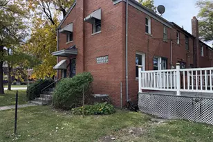 2152 E 100th St, Chicago, IL 60617 - Photo 2