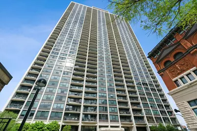 1560 N Sandburg Terrace #4003J, Chicago, IL 60610 - Photo 1