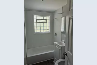 9713 S Oglesby Avenue, Chicago, IL 60617 - Photo 4