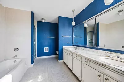 1500 Sheridan Road #8L, Wilmette, IL 60091 - Photo 12
