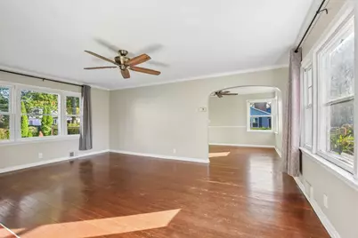 627 N Lincoln Avenue, Geneva, IL 60134 - Photo 4